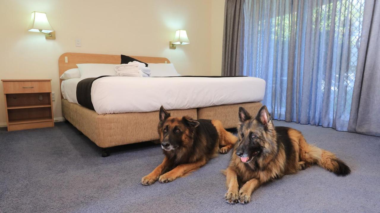 Bushman'S Motor Inn Parkes Esterno foto