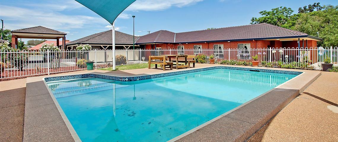 Bushman'S Motor Inn Parkes Esterno foto